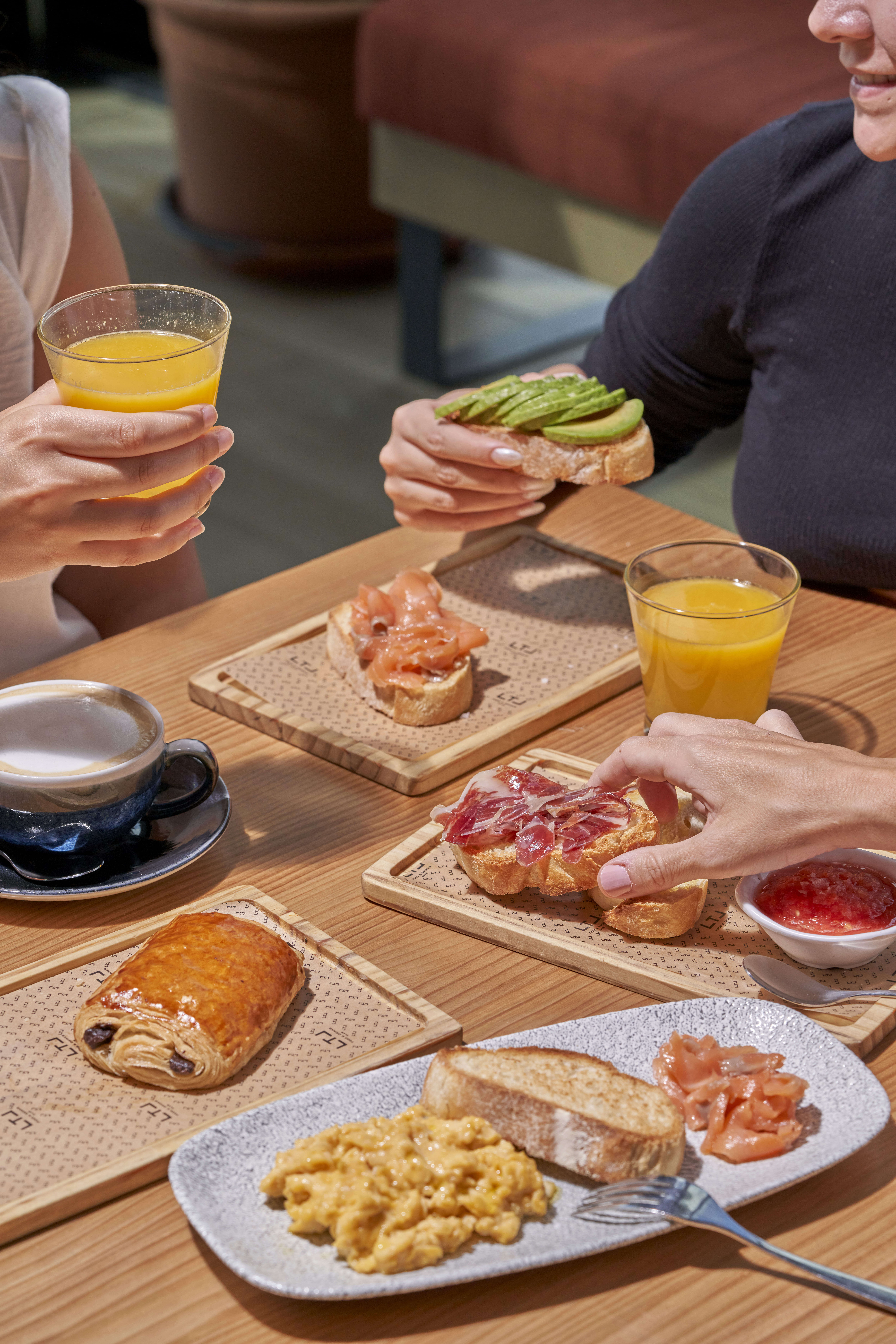 desayunos_lateral